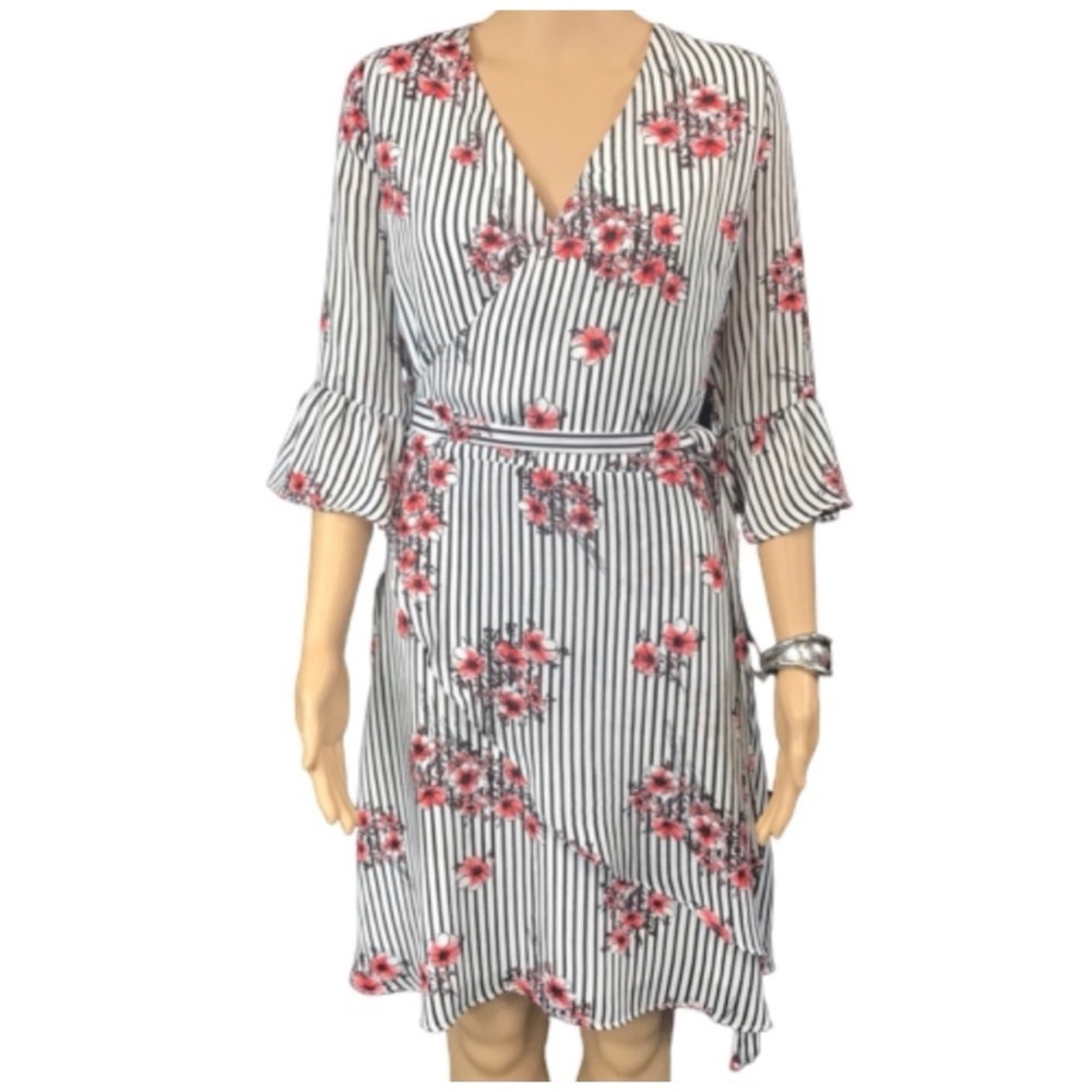 Takara Women's Bell Sleeve Medley Waterfall Dress Size 5